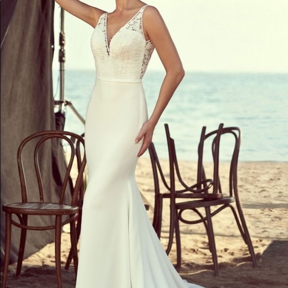 Mikaella wedding gown - Picture 5 of 7